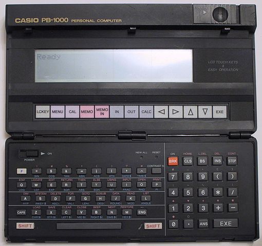 zdjcie kalkulatora Casio PB-1000